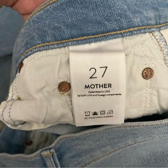 MOTHER The Insider Crop Step Fray Flared Jeans in Fresh Catch - Picture 4 of 9